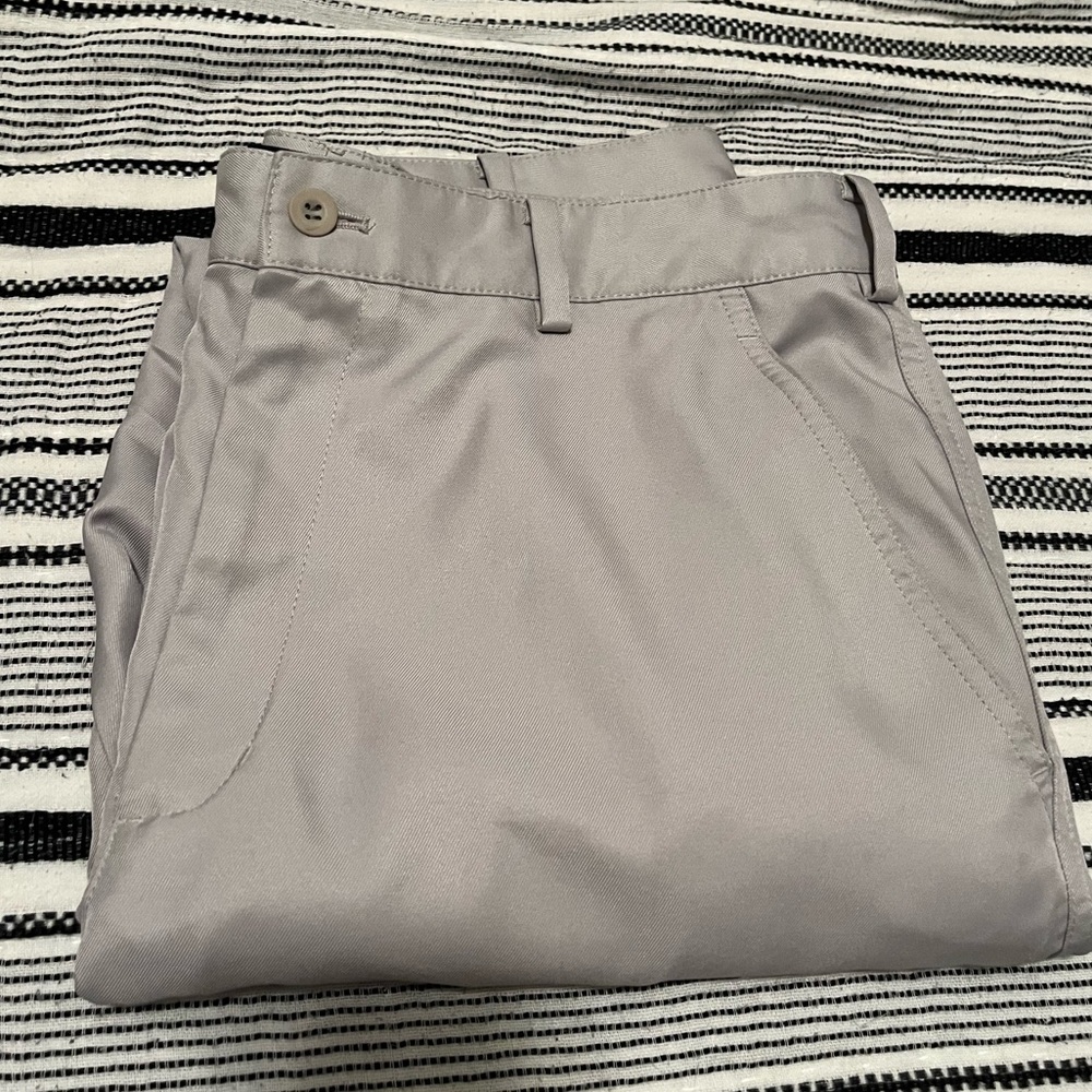 Men’s Nike Gray Golf Pants - Size 32x32